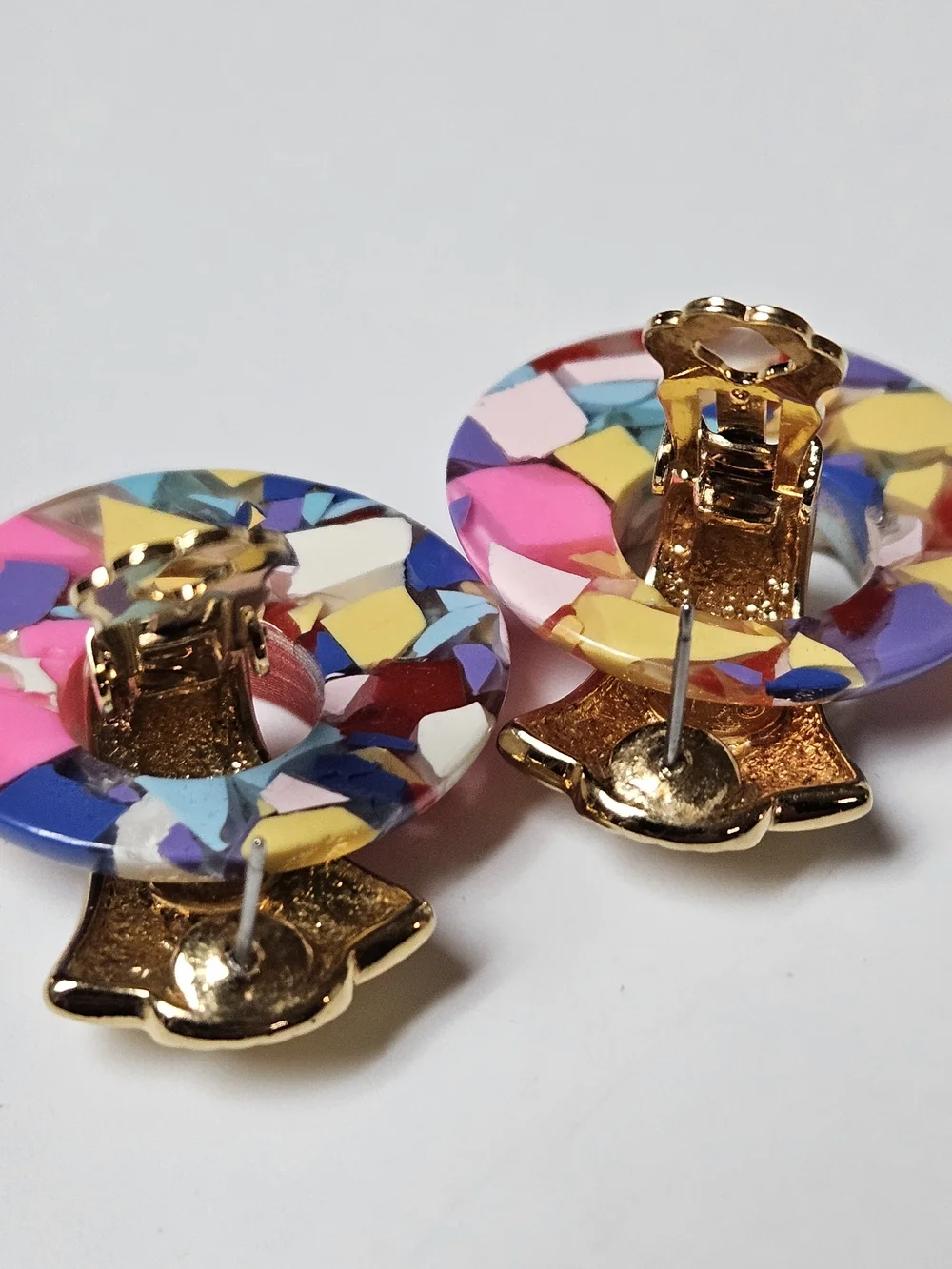 80s 90s KJL Kenneth J Lane Gold Multicolor Confetti Hoop Drop Earrings - Picture 9 of 10